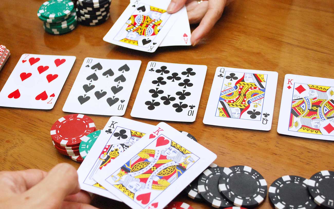 Hand Ranges in Texas Hold'em Strategy